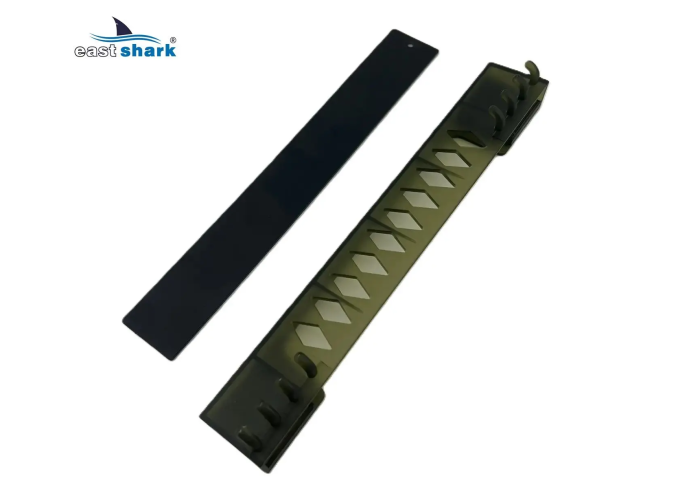 Вешалка для поводков EastShark LH-1044
