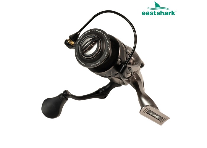 Катушка EastShark Barbossa 4000