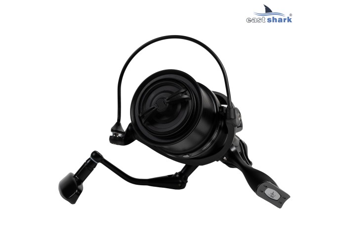 Катушка EastShark CFR 8000 с байтраннером 6+1BB 4.6/1